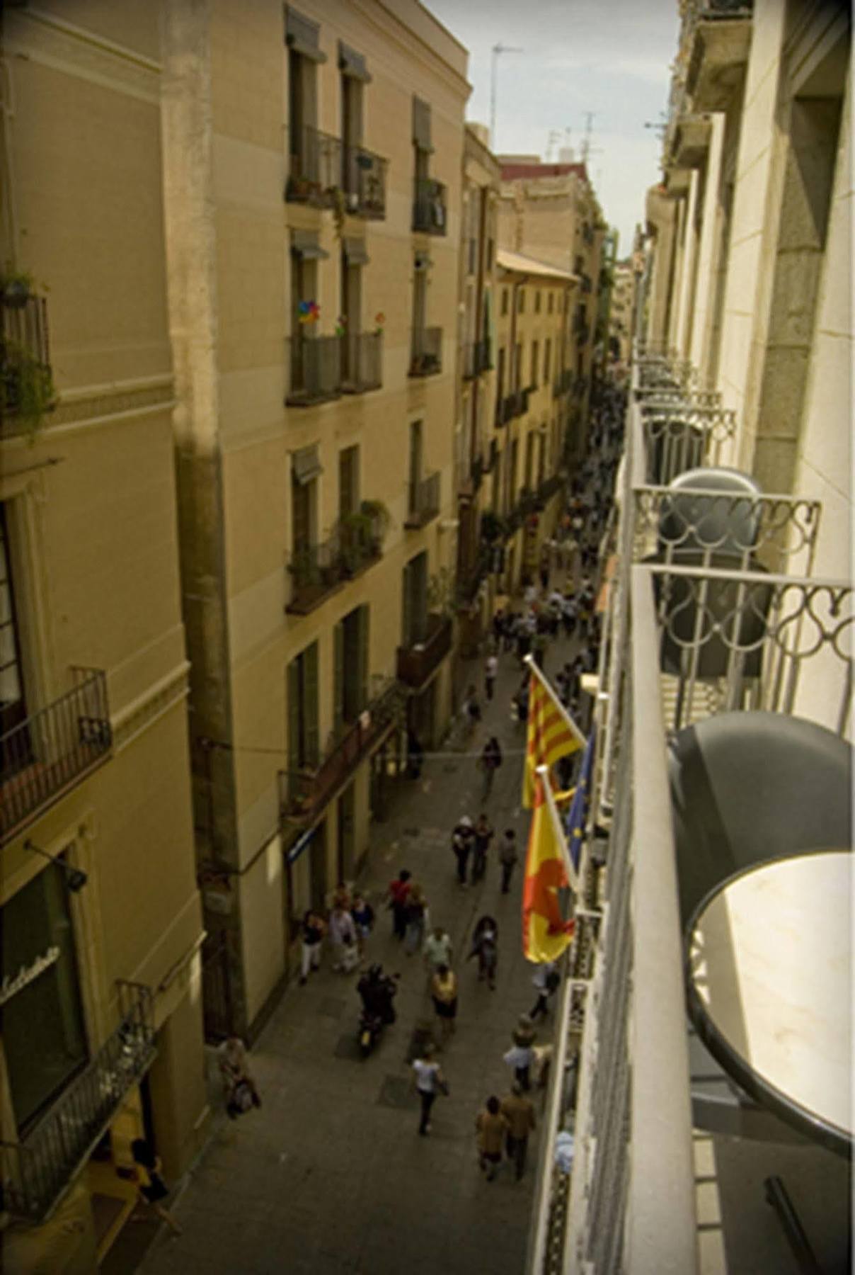 Hostal Rembrandt Barcelona Exterior foto